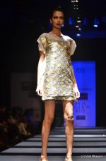 Model walk the ramp for Rajesh Pratap Singh Show at Wills Lifestyle India Fashion Week 2012 day 2 on 7th Oct 2012 (30336451).JPG